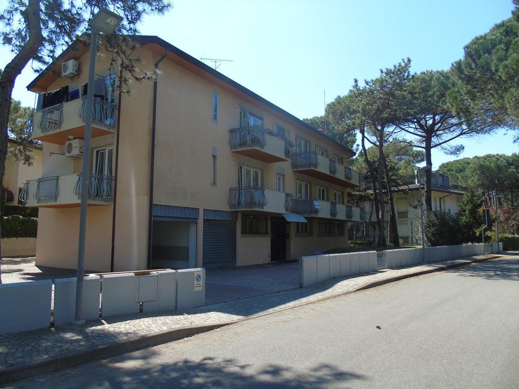 Villa Valeria 利尼亚诺萨比亚多罗 外观 照片